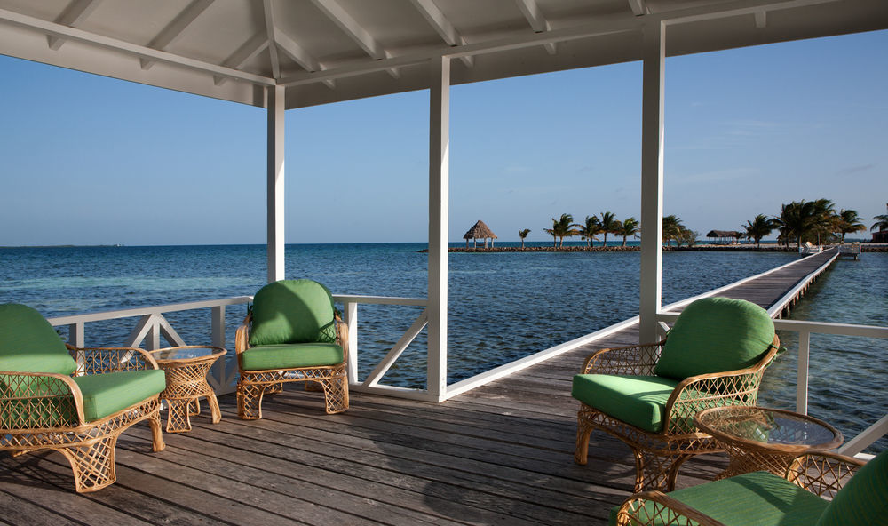 Royal Belize Hotel Thatch Caye Exterior photo