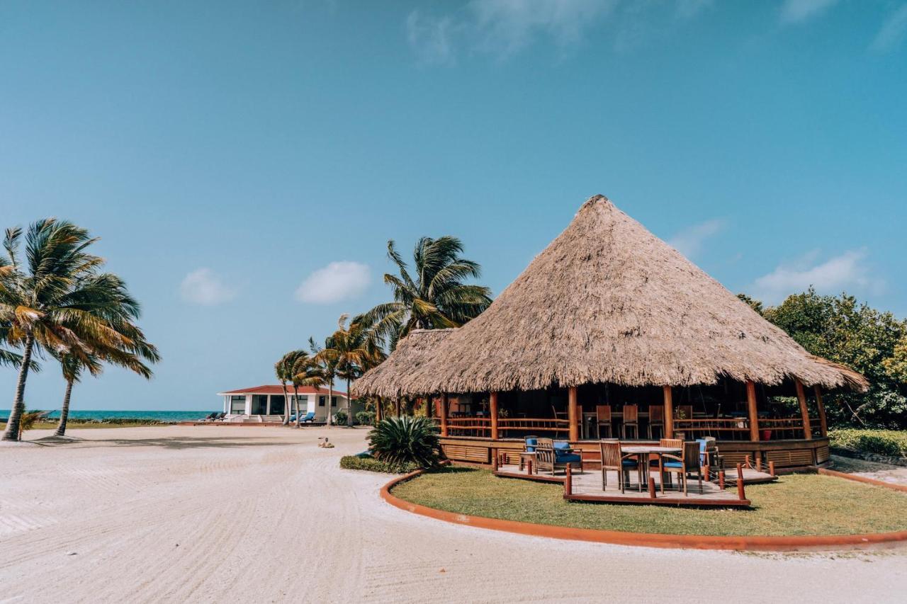 Royal Belize Hotel Thatch Caye Exterior photo