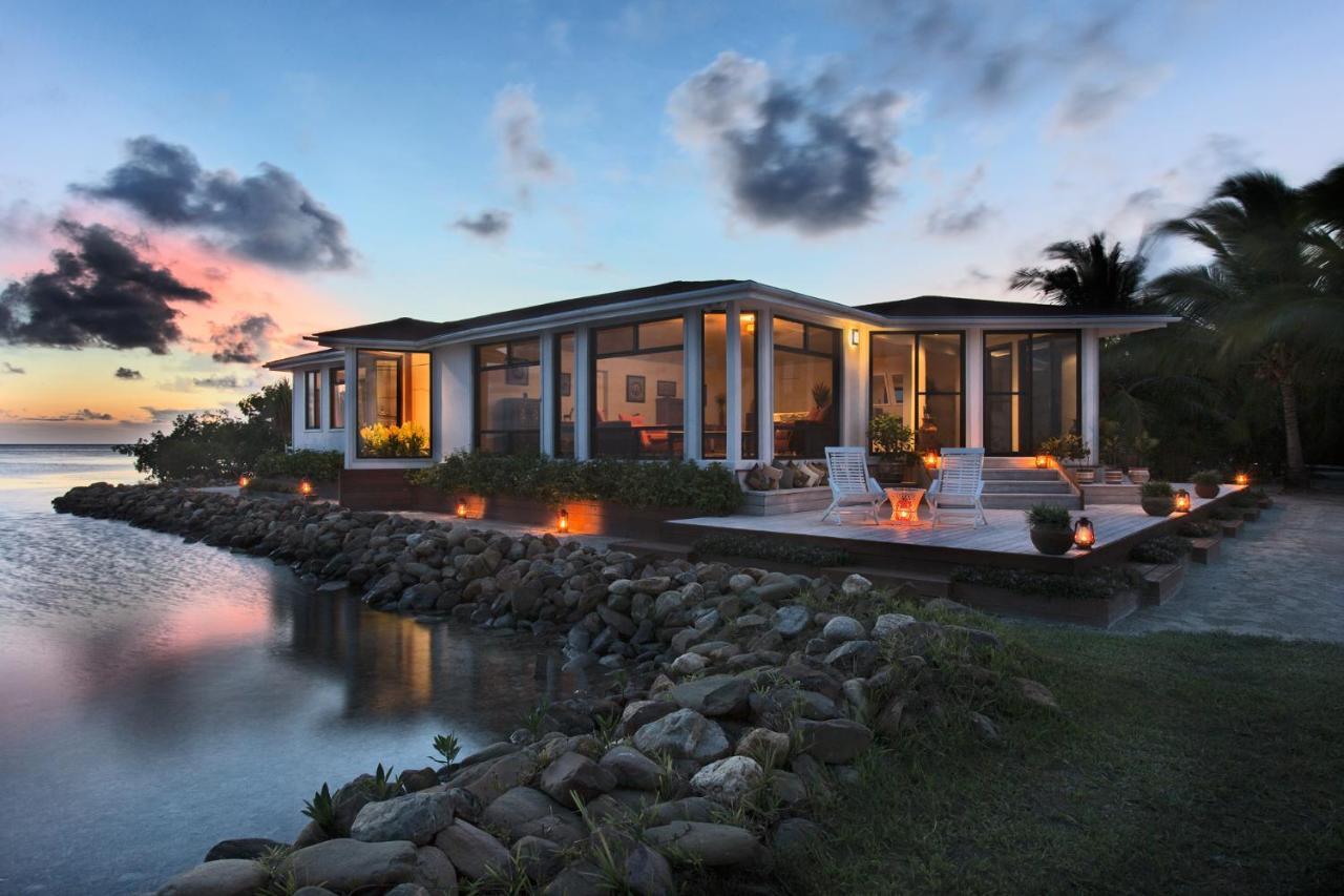 Royal Belize Hotel Thatch Caye Exterior photo